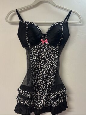Victoria's Secret Black & White Leopard Chemise with Pink Bow